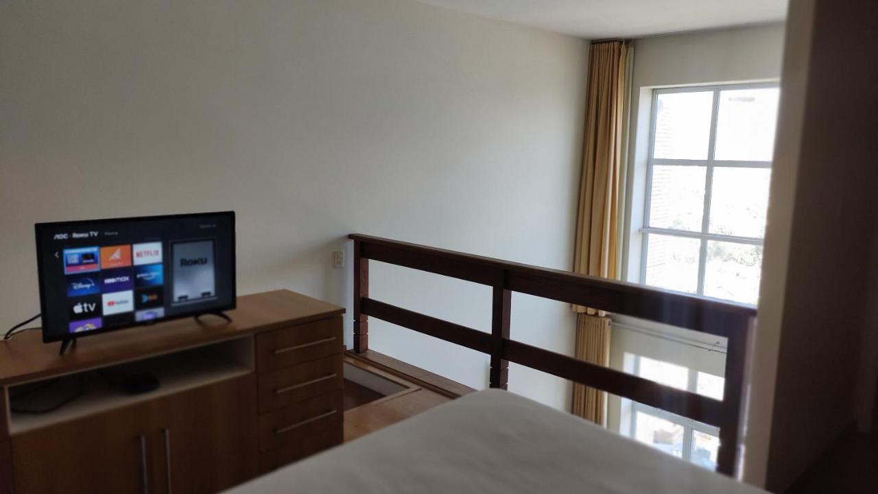 Hotel City Hall เซาโจเซดอสกัมปอส ภายนอก รูปภาพ