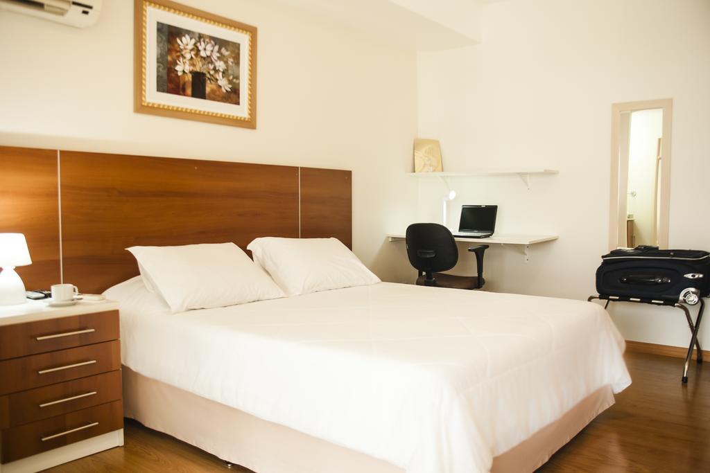 Hotel City Hall เซาโจเซดอสกัมปอส ภายนอก รูปภาพ