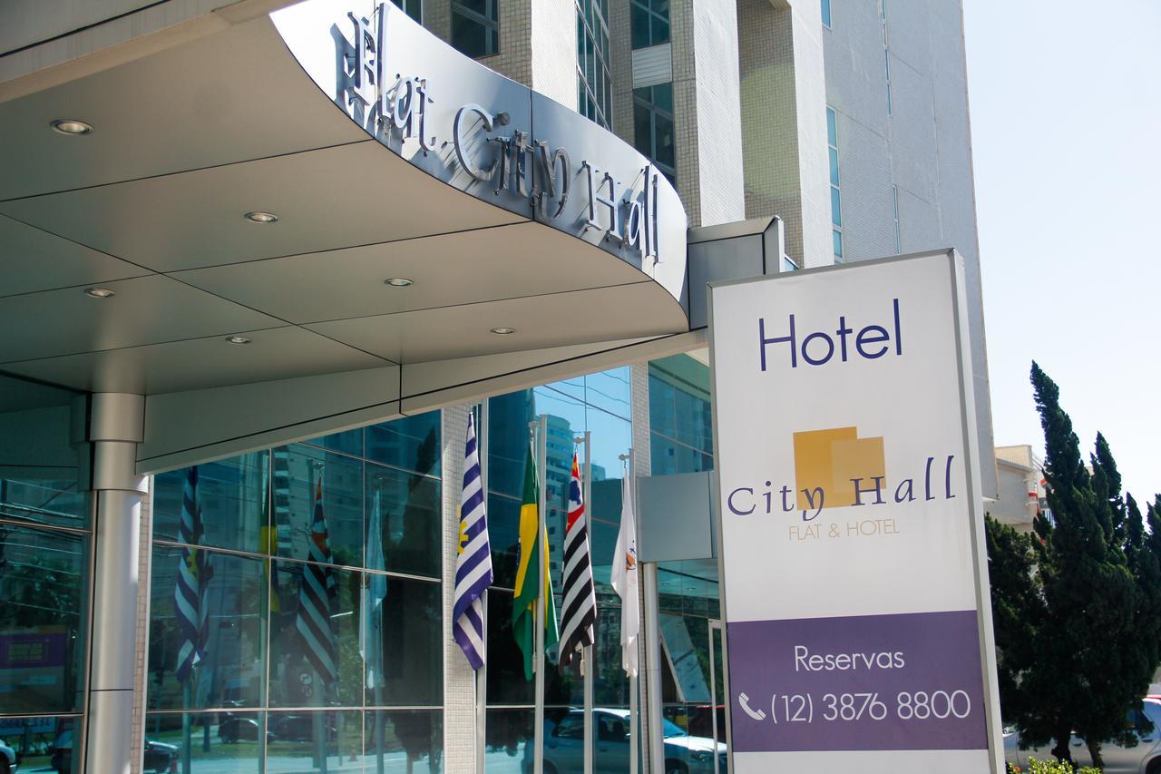 Hotel City Hall เซาโจเซดอสกัมปอส ภายนอก รูปภาพ